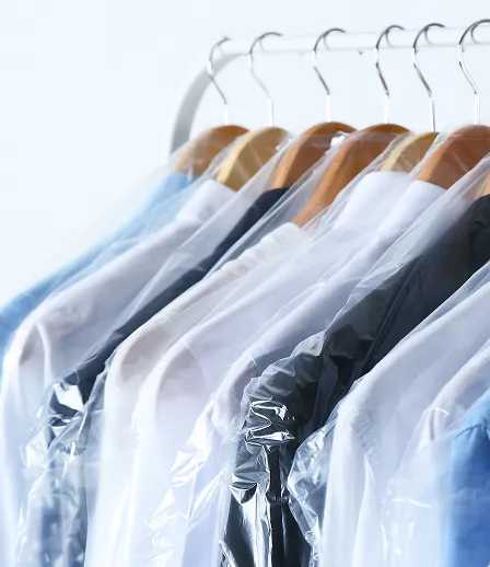 クリーニング後の衣類をシワを付けずに輸送するためのハンガーカート出荷イメージ